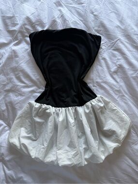Two-Tone Strapless Black and White Mini Dress Ruffle Coquette Small